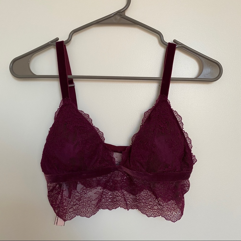 Burgundy Victoria’s Secret Lace Bralette w Velvet